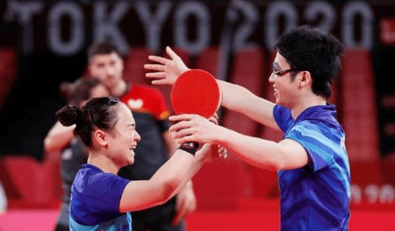 利不仅展示 利不仅展示